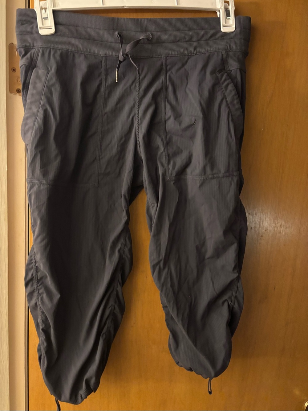 Lululemon dance studio capris